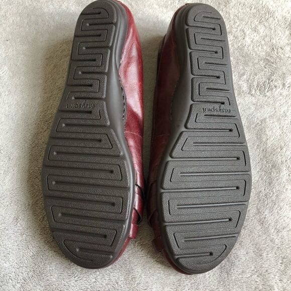 NWOB Easy Spirit Espenina Leather Flats - Picture 8 of 10